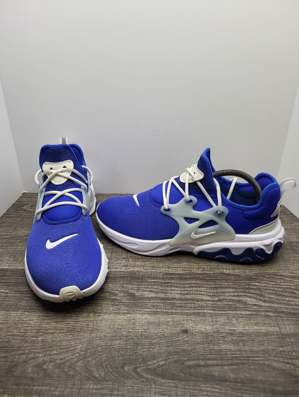 Nike React Presto Hyper Royal Men’s Size 9 Shoes Sneakers